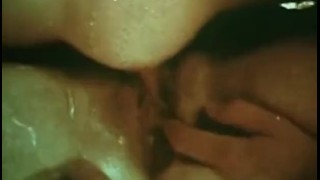 Vintage Lesbians 1970 – Wet, Hairy, & Natural