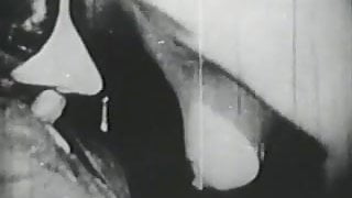 Huge Tits онлайн көру