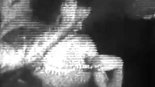 Beautiful Woman Undresses to get Naked (1950s Vintage)