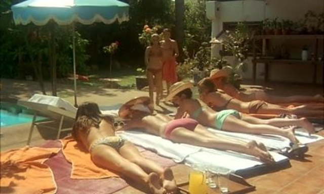 Emmanuelle (1974) – Just Jaeckin